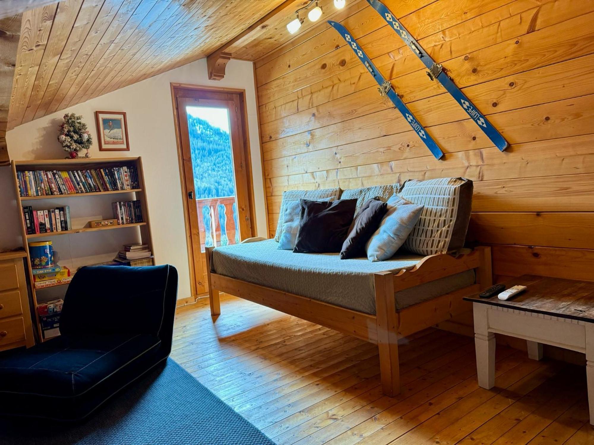 Charming, Cosy Chalet Nestled In A Breathtaking Surrounding With Spectacular, Stunning Mountain Views Abondance Buitenkant foto