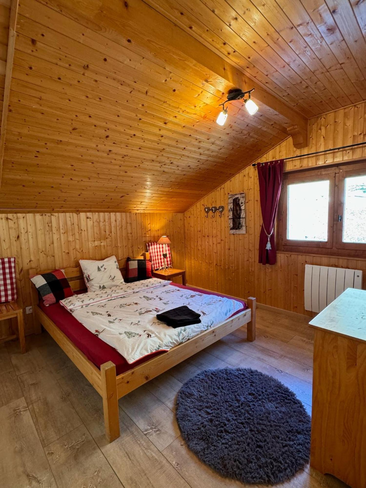 Charming, Cosy Chalet Nestled In A Breathtaking Surrounding With Spectacular, Stunning Mountain Views Abondance Buitenkant foto