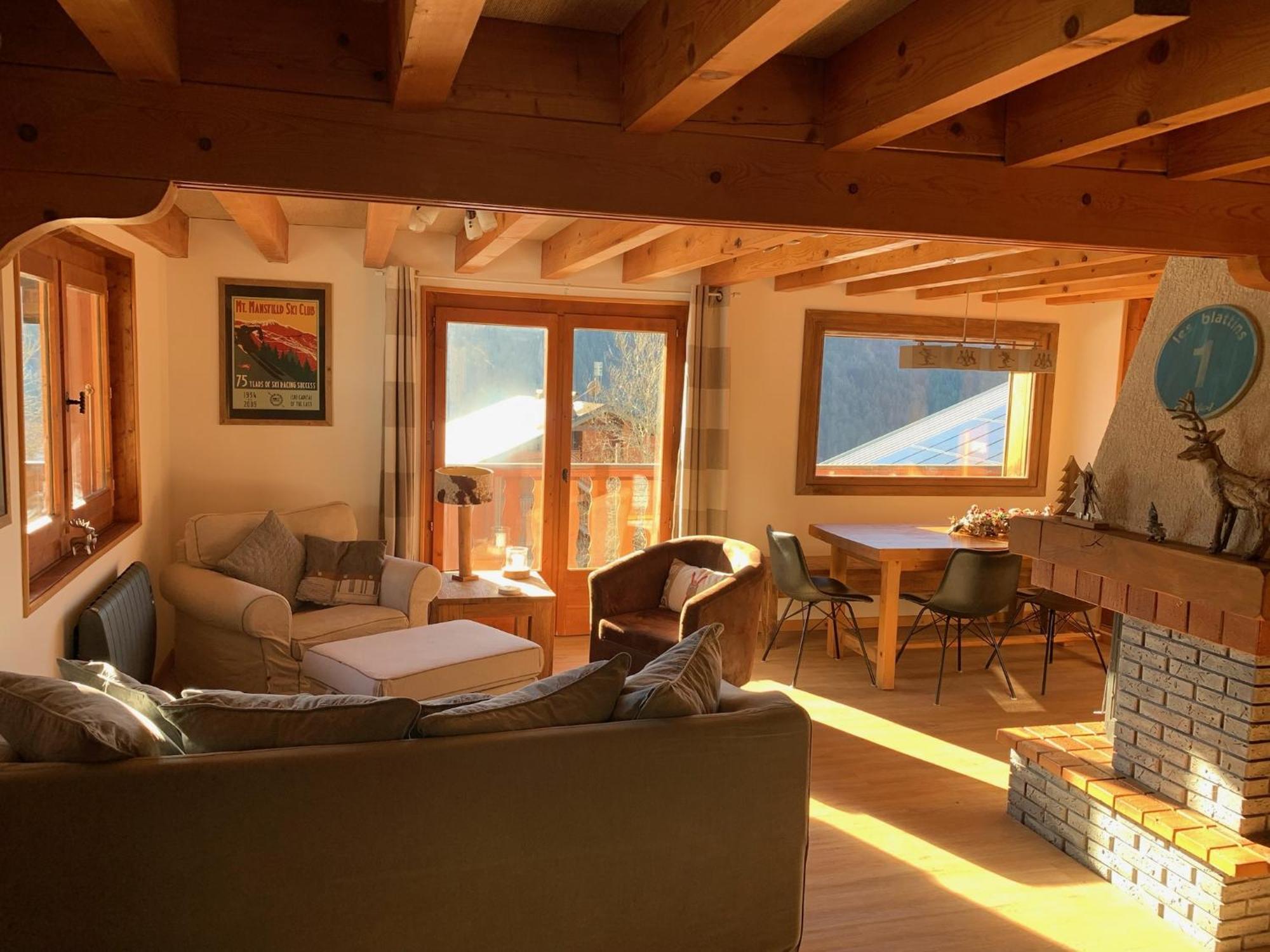 Charming, Cosy Chalet Nestled In A Breathtaking Surrounding With Spectacular, Stunning Mountain Views Abondance Buitenkant foto